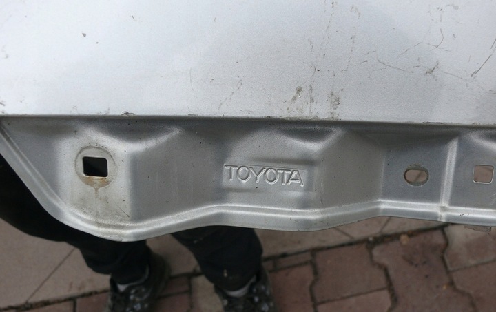 фото №8, Крыло правый перед toyota avensis ii 2 t25 03-06
