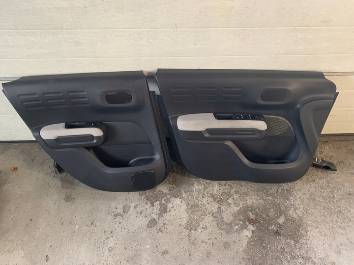 фото №1, Citroen c3 aircross лівий перед зад передня задня оббивка двері комплект