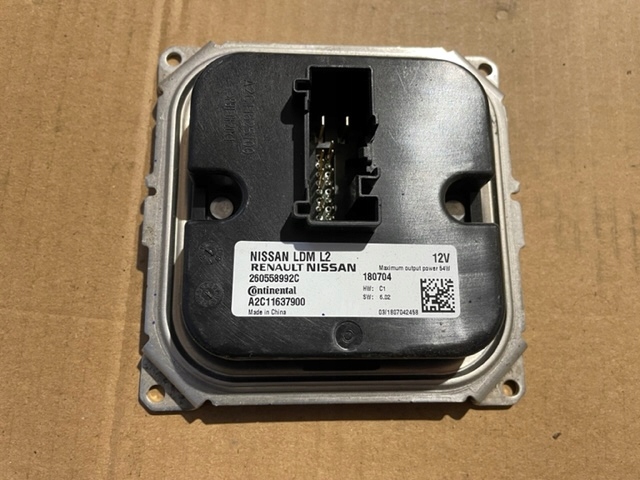 фото №1, Nissan leaf ii перетворювач модуль led 260558992c