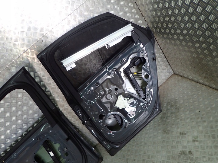 фото №8, Audi s8 a8 4h рестайлінг двері зад задні праві скло