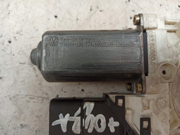 фото №13, Vw touran моторчик стекло правый зад 1k0959704b