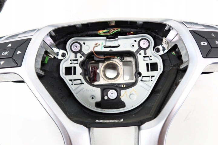 фото №12, Mercedes w204 руль рестайлинг amg w176 подушка лепестки w207 1724604203