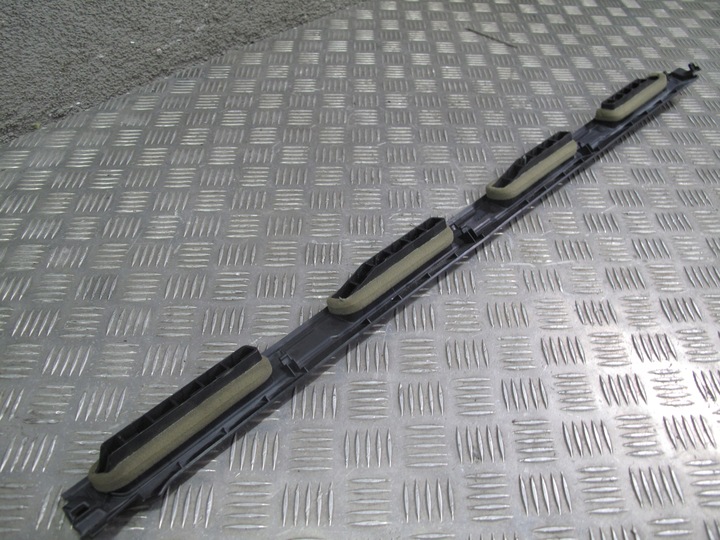 фото №8, Scania r s g панель под лобовым стеклом воздуховод 2086522