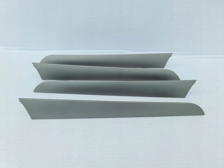 фото №1, A4 8k рестайлінг планка двері оббивка 8k0867419