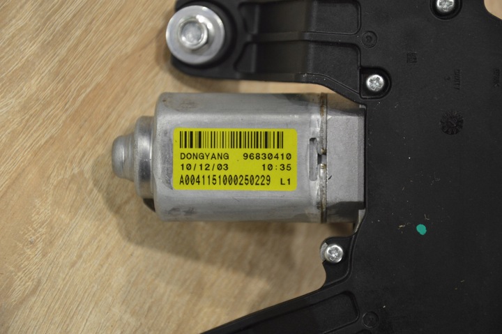 фото №3, Моторчик дворники крышки зад chevrolet orlando