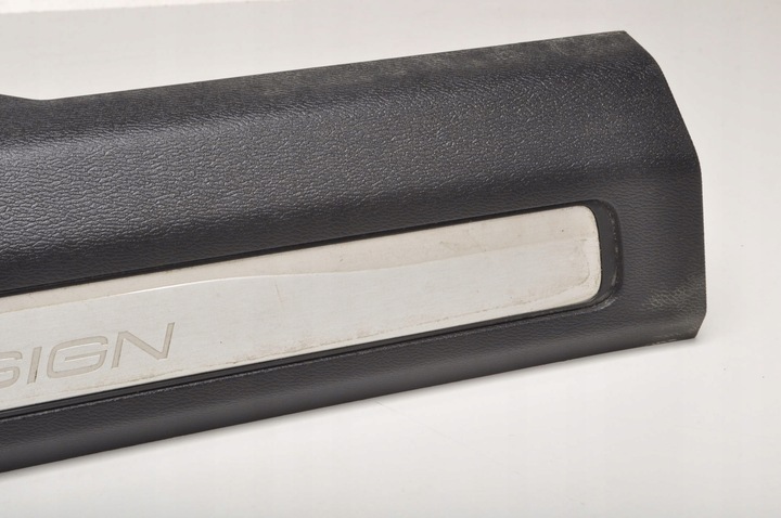 фото №2, Volvo xc60 ii накладка пороговая планка na порог левая 3144801