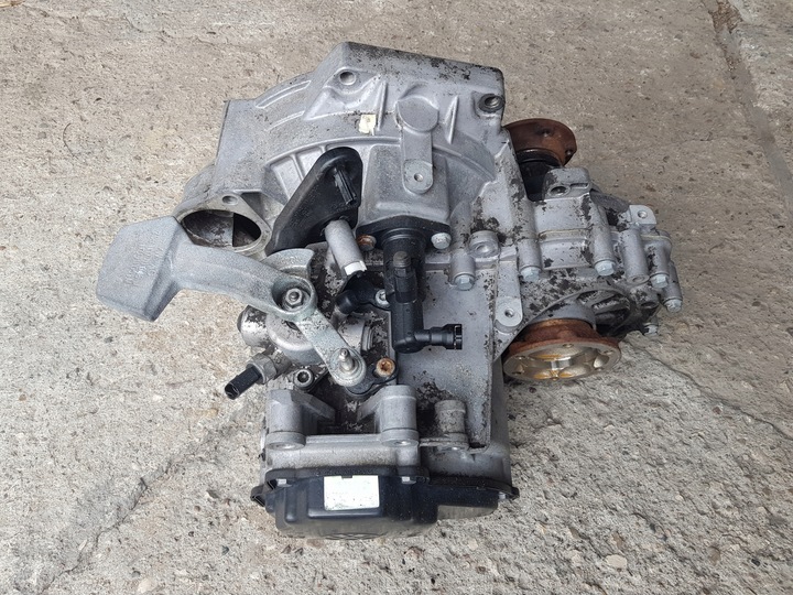 фото №8, Коробка передач коробки передач jcs / vw caddy iii 1.9 tdi bls 105km / 5 коробки передач механічна коробка передач