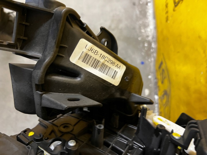 фото №10, Отопитель воздуходувка кондиционера ford втулка стабилизатора mk4 1.5 ecoboost