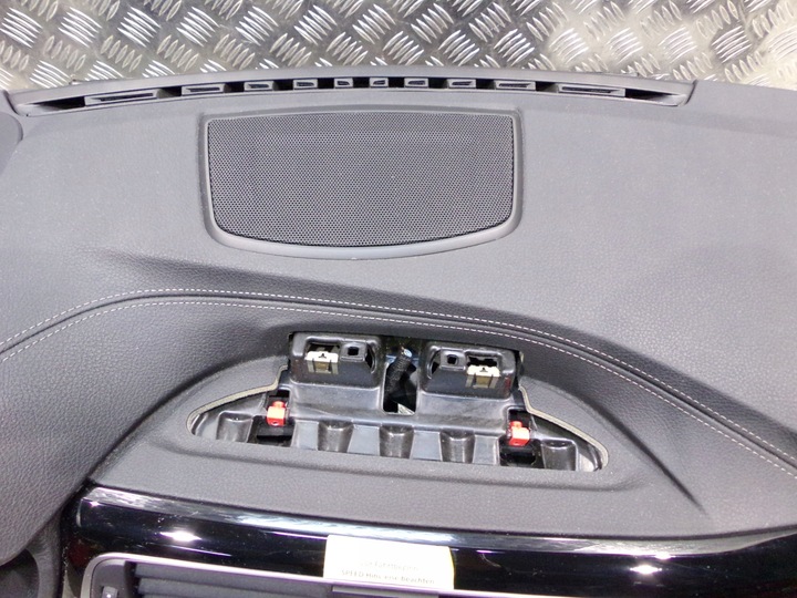 фото №13, Bmw f30 f32 f34 f36 рестайлинг панель раздаточная консоль