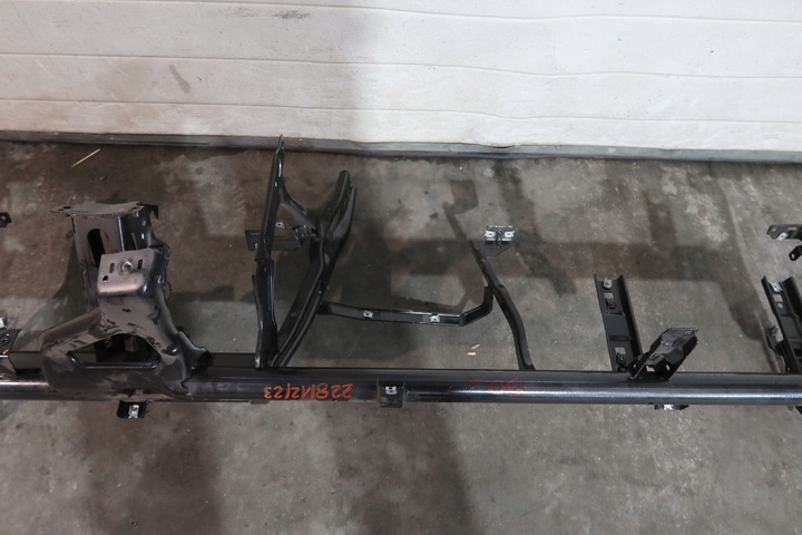 фото №8, Балка шток pod приборная панель audi a1 8x