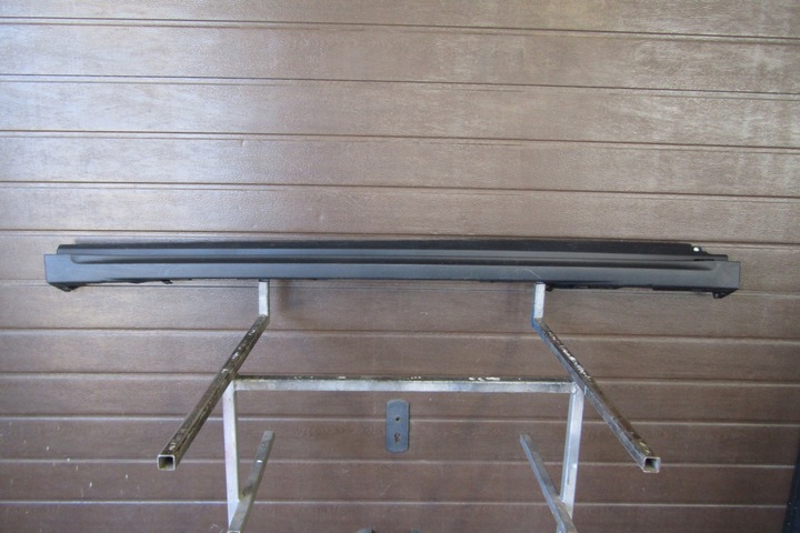 фото №1, Планка порогова права range rover evoque bj3m-10154