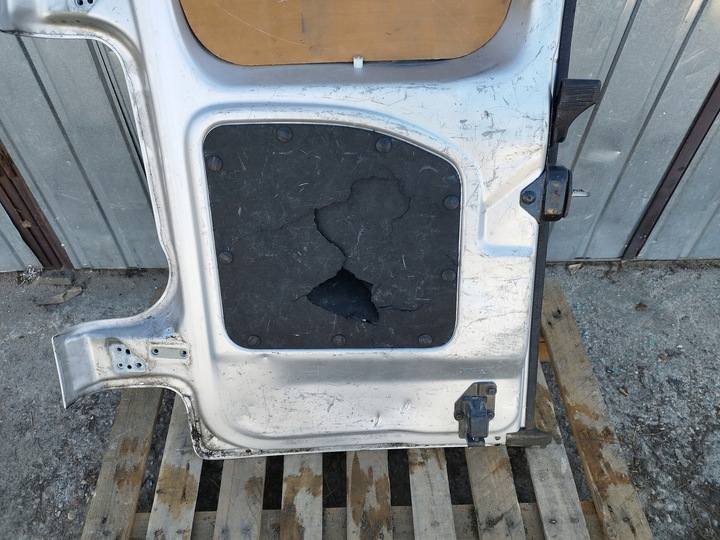 фото №14, Двері skrzydelkowe правий зад citroen berlingo ii iii 2008------ колір ezrc