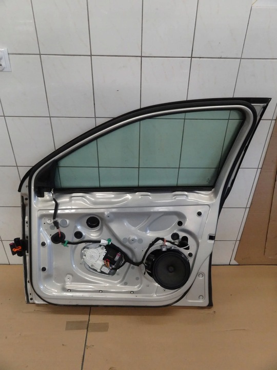 фото №2, Vw golf vi 2010 універсал двері правий перед передні lr7l