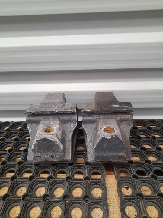 фото №1, Подушка двигуна daf xf 106 16рік 1929558/1929559