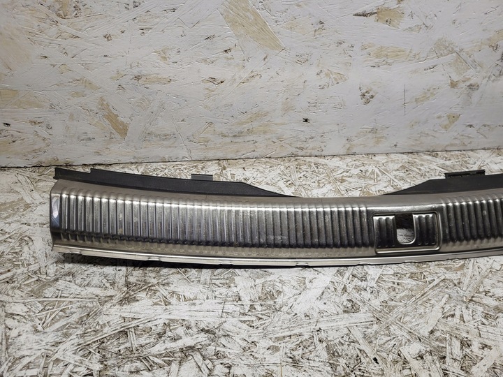 фото №3, Защита планка хром багажник 4g9864483b audi a6 c7