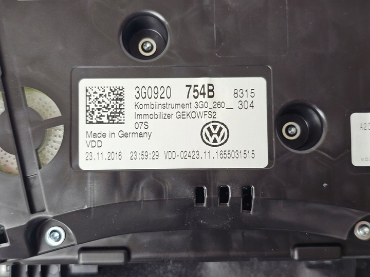 фото №9, Спидометр приборы манометр защита корпус рамка vw passat b8 gte 3g0920754b