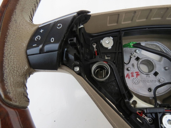 фото №13, Кермо дерев'яна багатофункціональна volvo xc90 i 30723475 три патрони usa