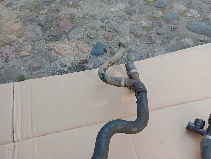 фото №5, Магистраль воды штуцер труба 2.0 d m47t bmw e46 e60 e61 e39 x5 e83