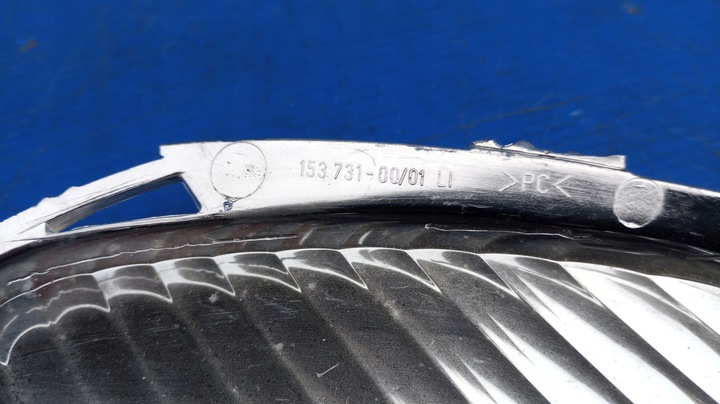 фото №13, Відбивач лінза лампи перед żagiel рамка трикутник плафон bmw e39 рестайлінг