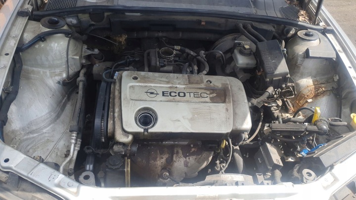 фото №11, Поворотный кулак левая nissan micra k11 95r 1.0