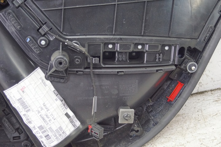 фото №14, Боковина дверь левый зад audi a5 8t sportback