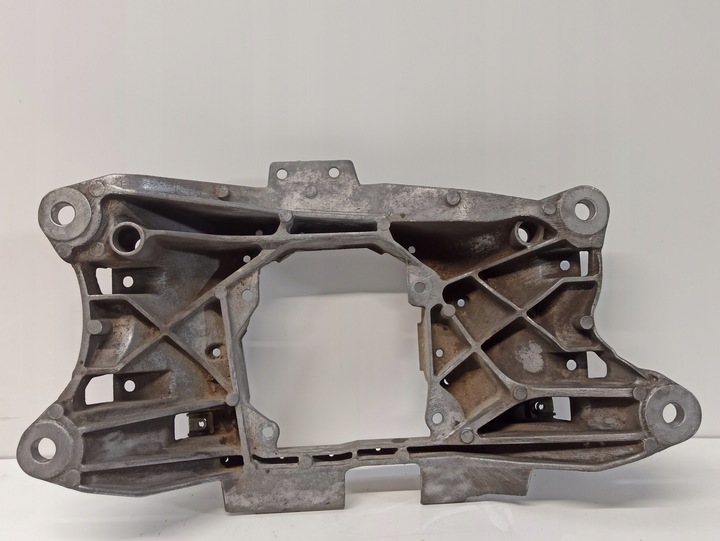 фото №1, Поддержка коробки коробки передач audi a6 c7 4g0399263r