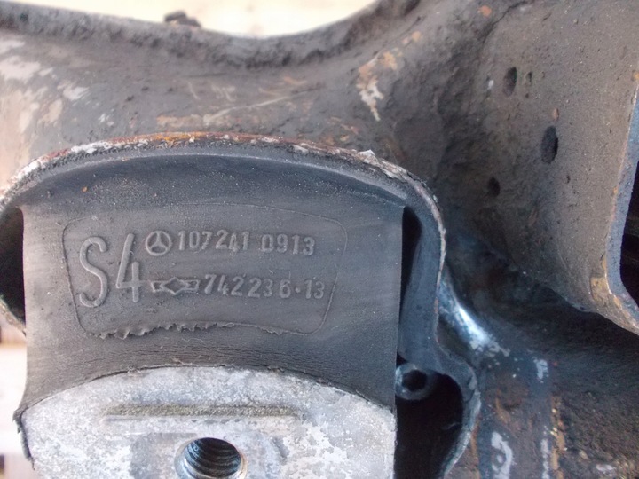 фото №16, Балка перед колиска поворотна опора підвішування важіль mercedes w114 купе