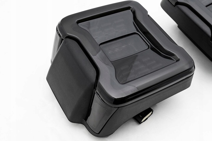 фото №13, Jeep wrangler jl 2018+ лампы задние led версия eu тонированное