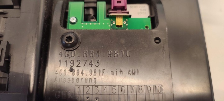 фото №7, Audi a7 4g зарядное устройство индукционная бардачок 4g0864981c