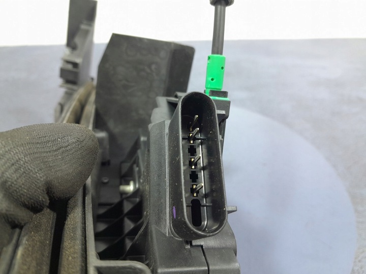 фото №5, Ford kuga mk2 замок двері перед правий 4 pin eu bm5a-a21812-bg