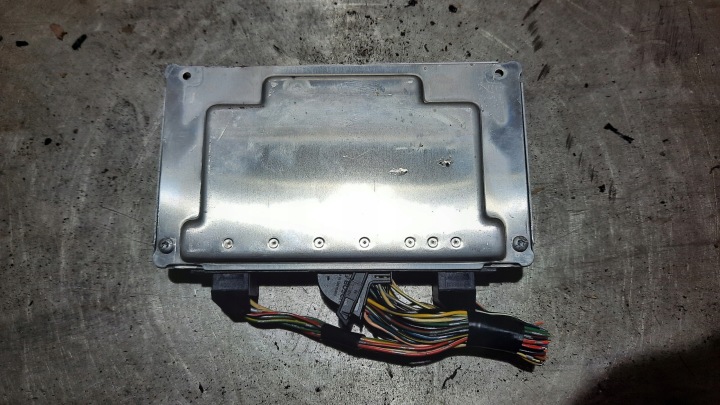 фото №4, Компьютер двигателя toyota yaris 1.0 89661-0d392