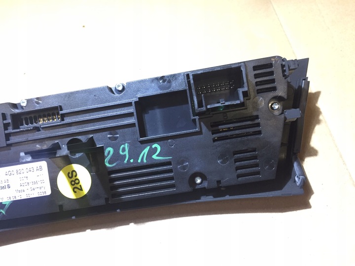 фото №12, Audi a6 c7 панель повітропровід кондиціонера 4g0820043ab