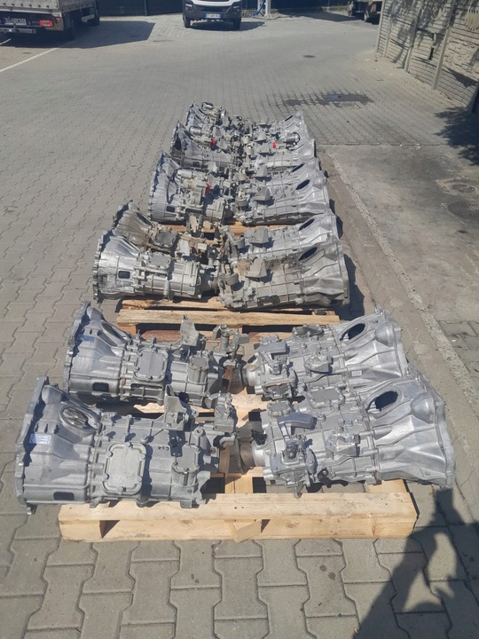 фото №15, Коробка передач коробки передач 6 iveco daily 3.0 14 8873022 тип 2840.6 20b18