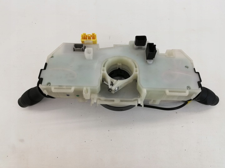 фото №9, Renault zoe i переключатель комбинированный рулевой/подрулевой лента