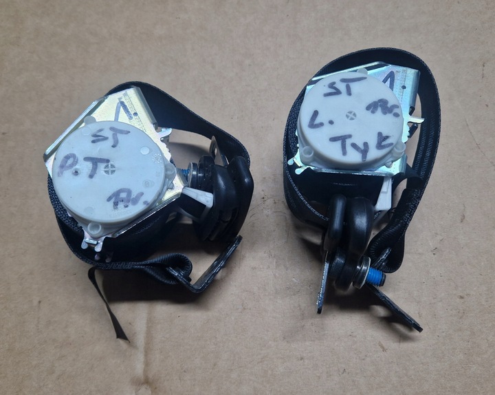 фото №1, Ford fiesta mk7 vii 7 st 2017 ремни pas зад задние 3d 3 дверь