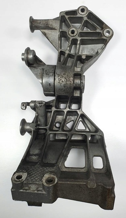 фото №1, Лапи кронштейн генератора mercedes w169 1.5 a2662000670