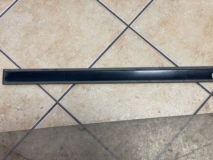 фото №6, Skoda octavia планка декоративная дверь 1z0853515-d