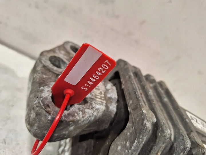 фото №6, Лапи подушка двигателя 13227717 opel zafira c 2.0 cdti 10-