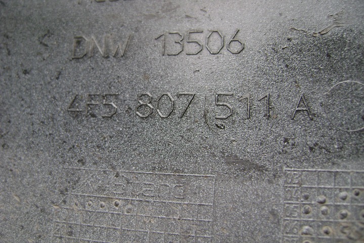 фото №10, Audi a6 c6 sedan - бампер задний датчики