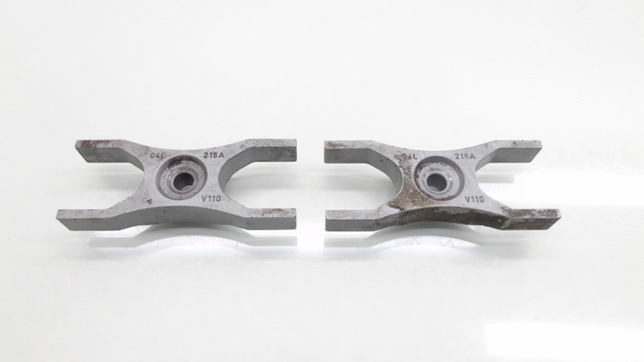 фото №1, Volkswagen passat b8 2.0 tdi крепление инжекторов 04l216b crlb