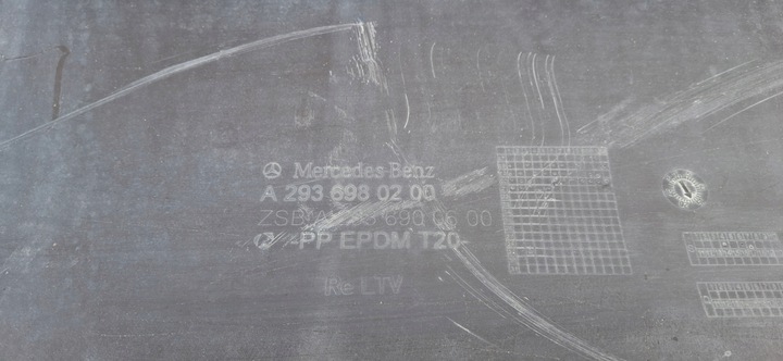 фото №11, Mercedes eqc планка порогова права накладка a2936980200