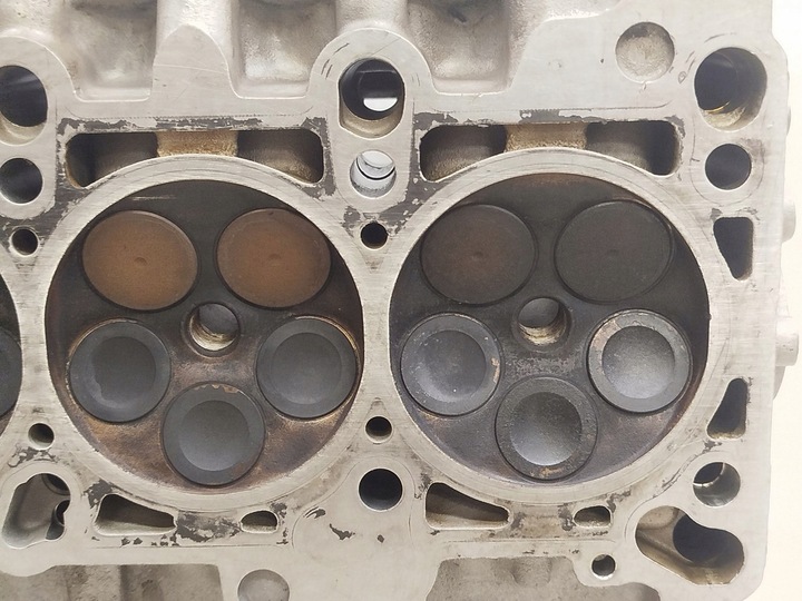 фото №9, Головка двигуна vwag 078103373p 2.8 v6 ack 4