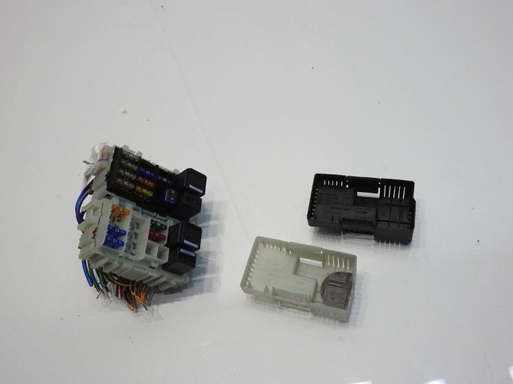 фото №6, Коробка запобіжників ford mondeo mk4 iv 2.0 tdci 6g9t-14c507-ab