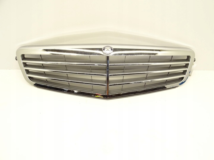 фото №1, Решётка решётка радиатора решётка радиатора перед хром mercedes c класс w204 значок