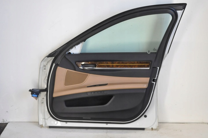 фото №11, Bmw 7 f02 рестайлинг дверь правая перед передние 300