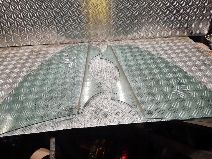 фото №1, Стекло дверь правый левый перед audi a8 d4 2015r 4h0845202a 4h0845201a