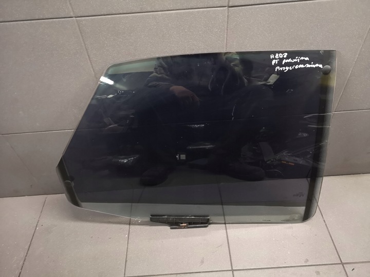 фото №1, Скло двері правий зад audi a8 d2 vsg