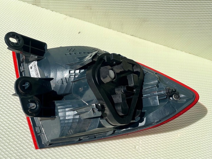 фото №8, Bmw 3 f30 2012 комплект лампа задних usa