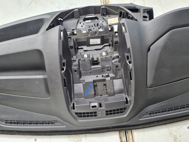 фото №9, Ford transit mk8 консоль панель роздавальна капот