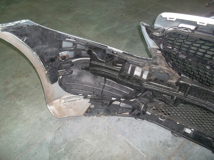 фото №9, Mercedes c класс 205 w205 купе amg полный перед серебряный